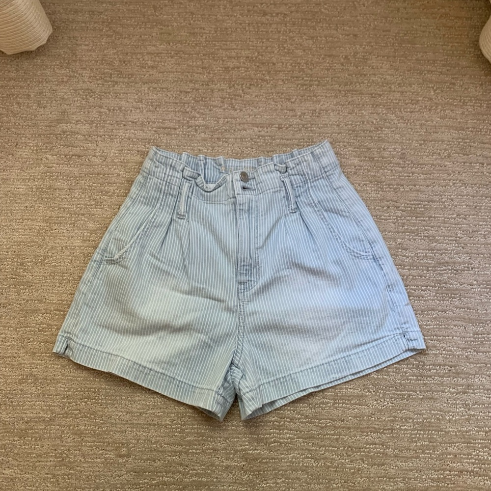 American eagle short